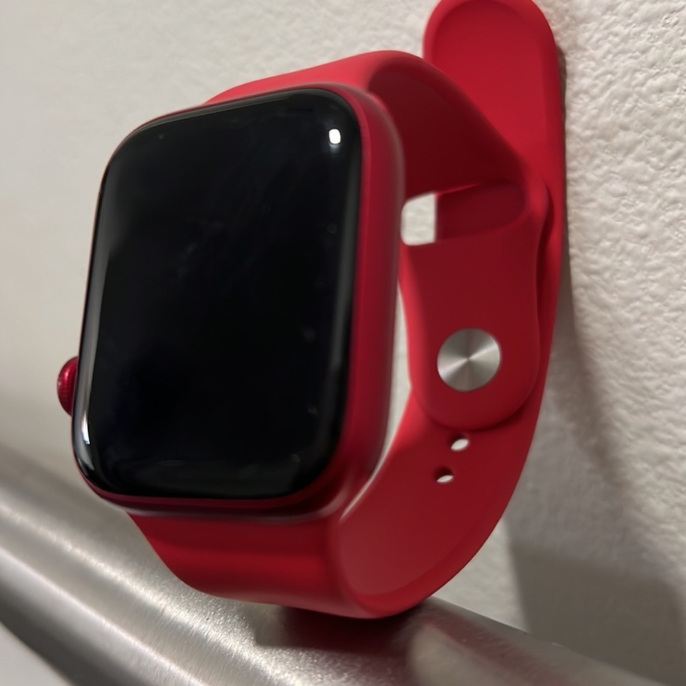 Apple Watch
Series 7 GPS +
Cellular, 45mm
(PRODUCT) RED